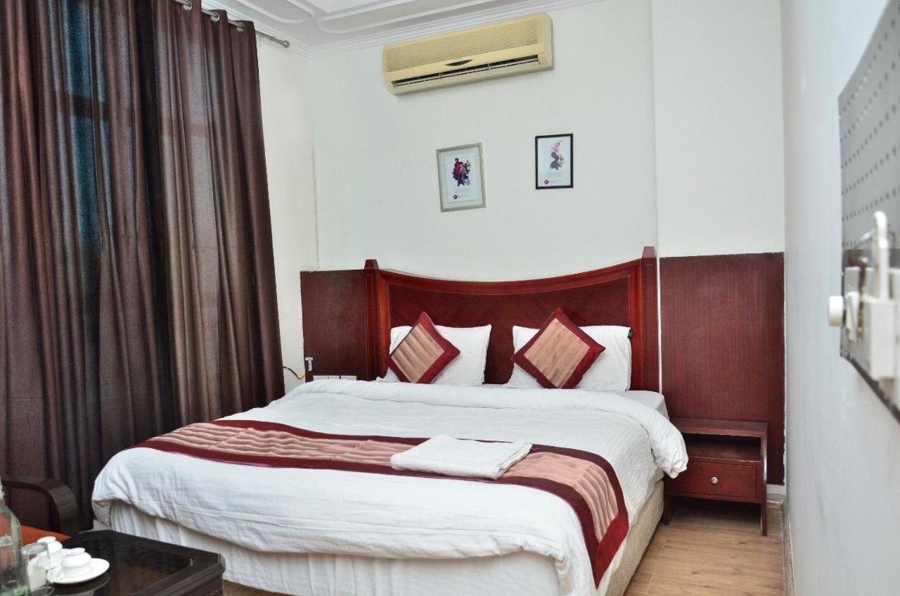 Ddr Hotel Residency Gurgaon Extérieur photo