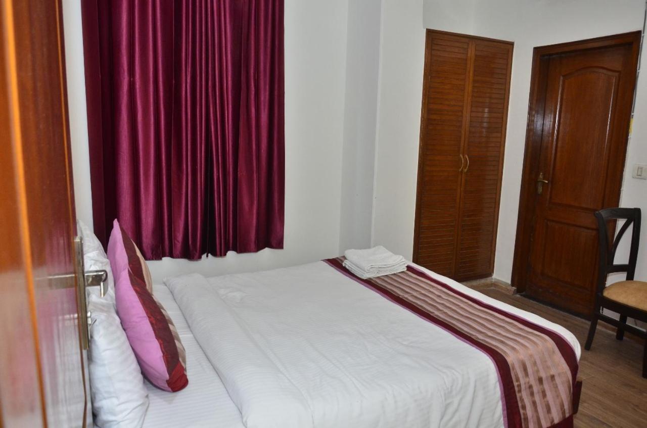 Ddr Hotel Residency Gurgaon Extérieur photo